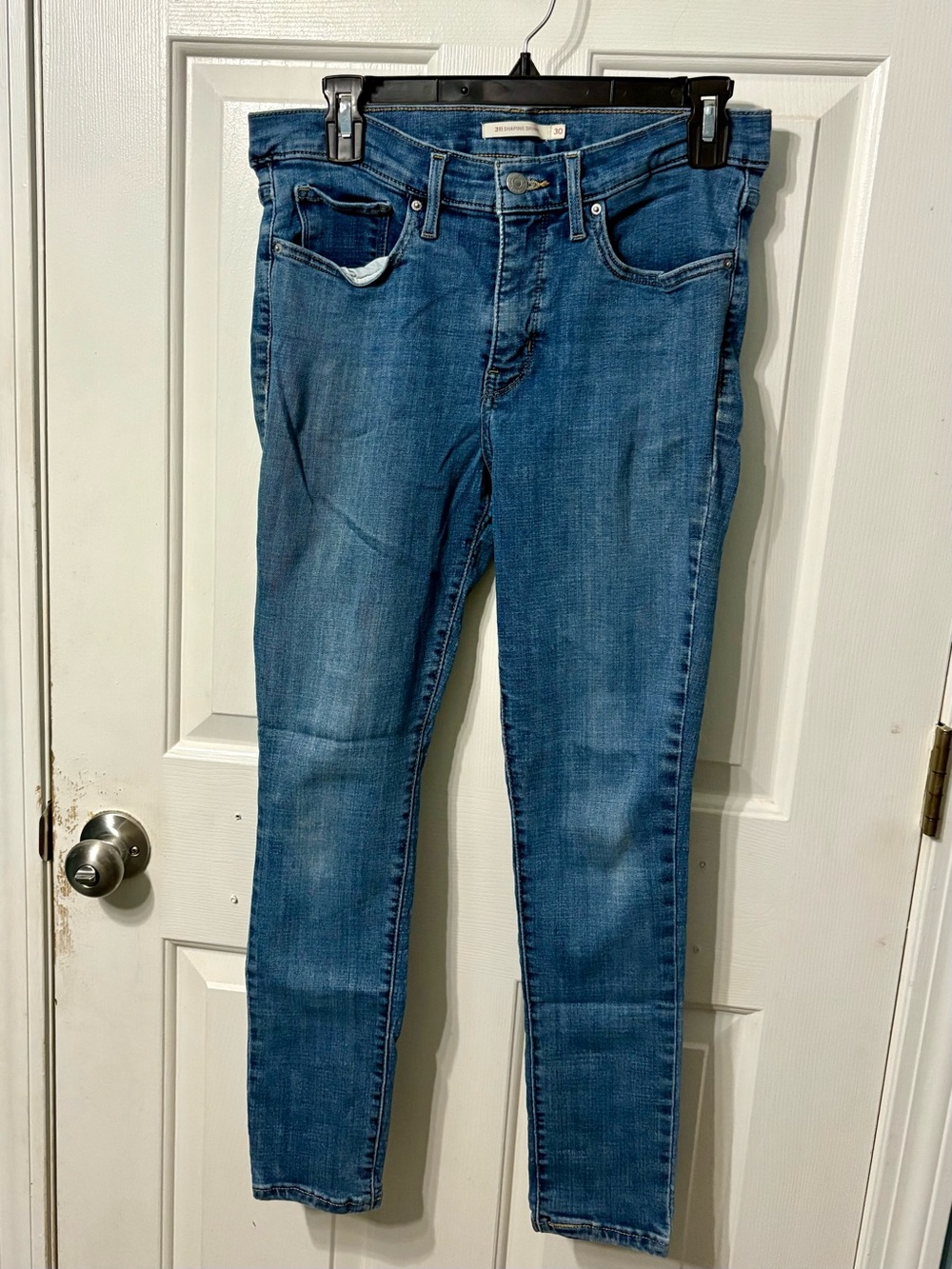 Levi's Women's Medium Blue Skinny Jeans
